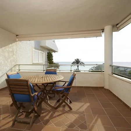 Residencial Amparo アパート